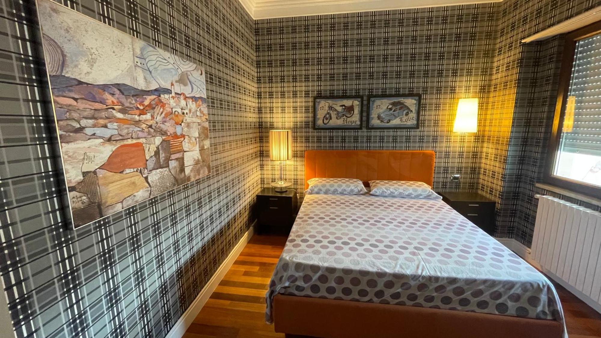 Leonardo Rooms Avellino Esterno foto